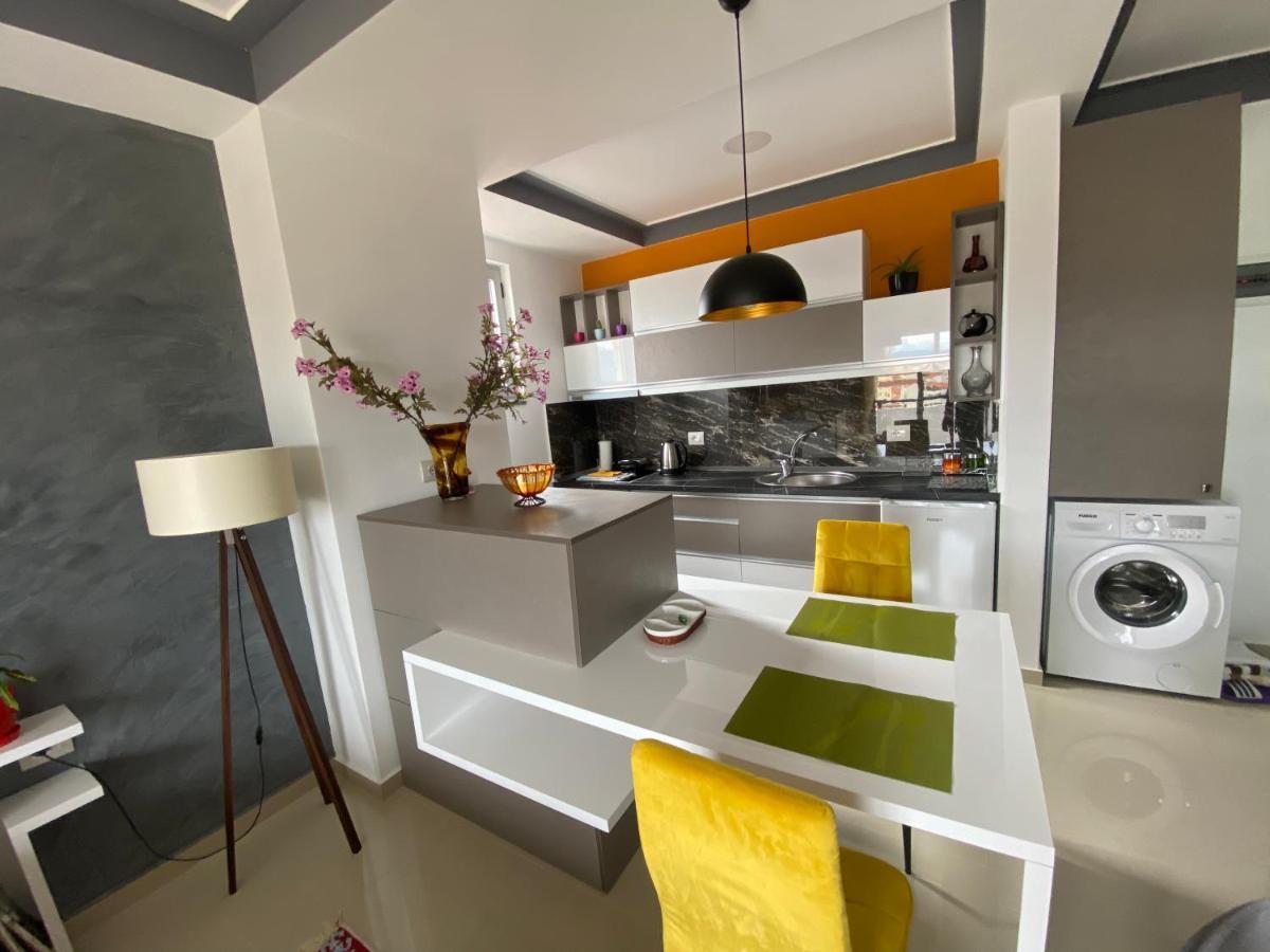 Best Apartment Pogradec Bagian luar foto