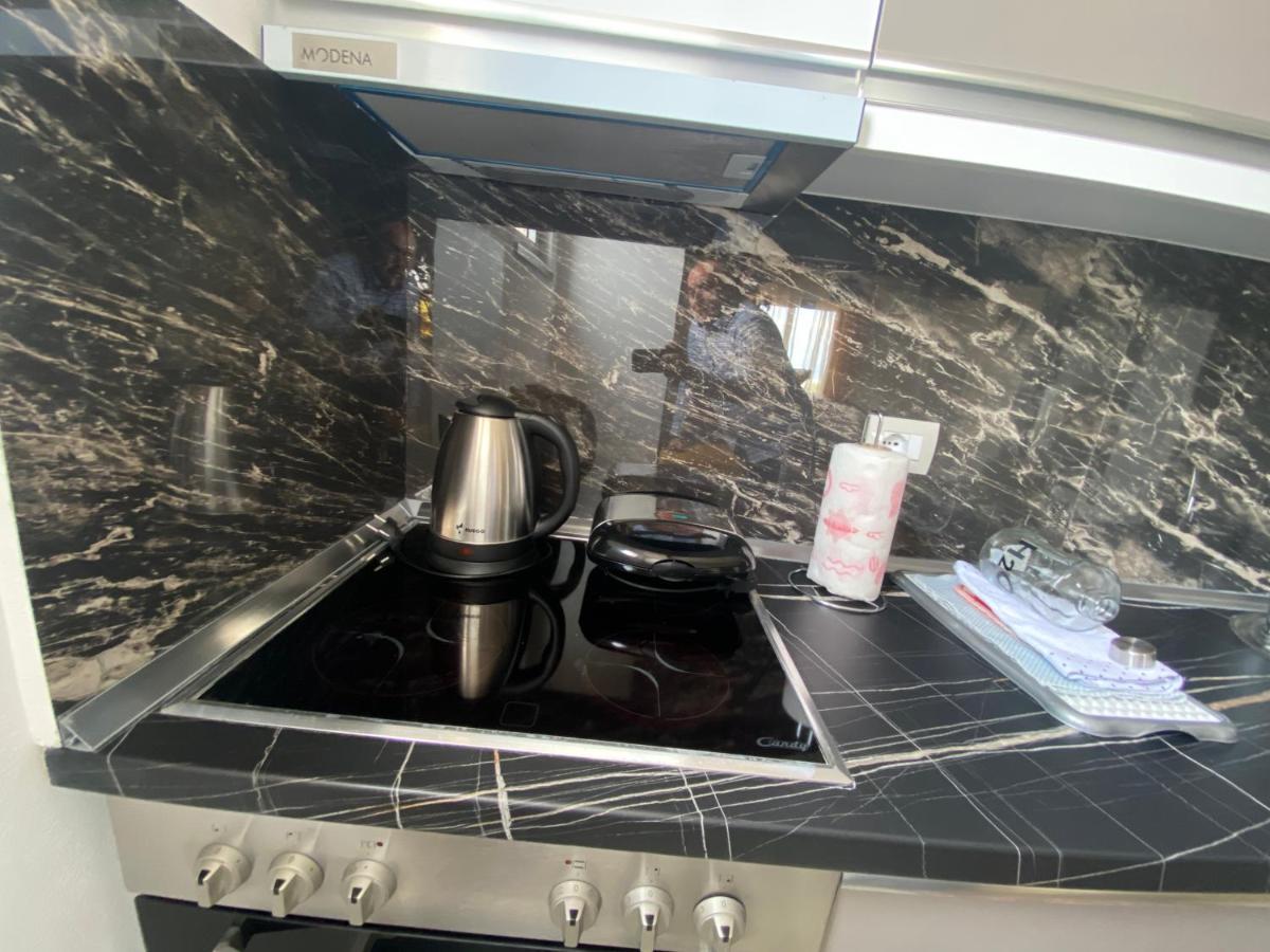 Best Apartment Pogradec Bagian luar foto