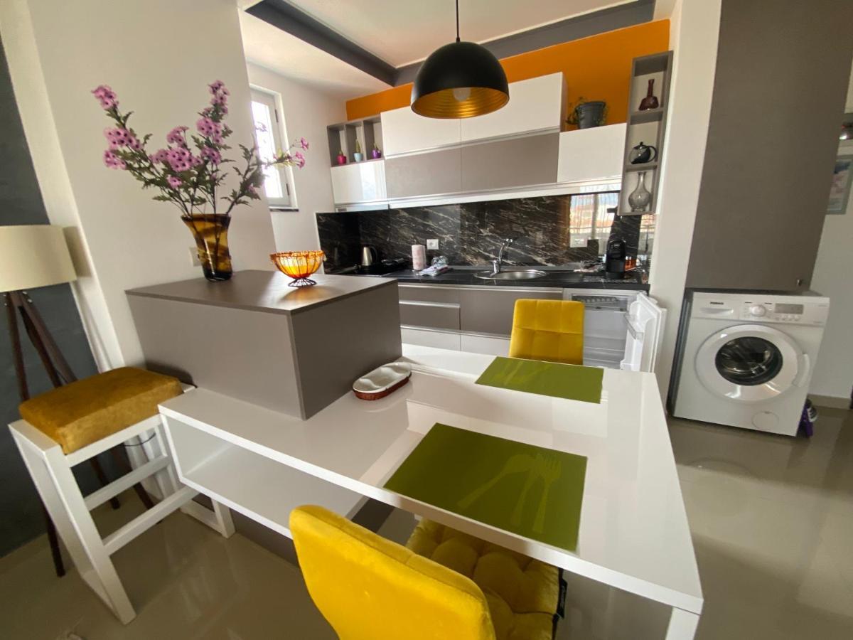 Best Apartment Pogradec Bagian luar foto